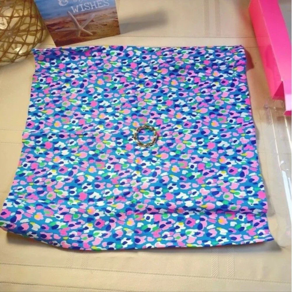 NEW Lilly Pulitzer Hottie Dottie Four Cloth Napkins With Rings Set